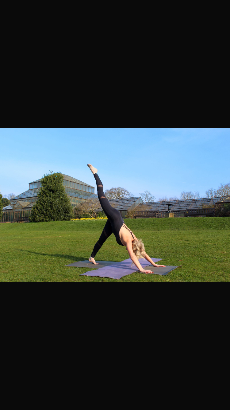 Monday evening 7pm session for beginners and improvers 😊